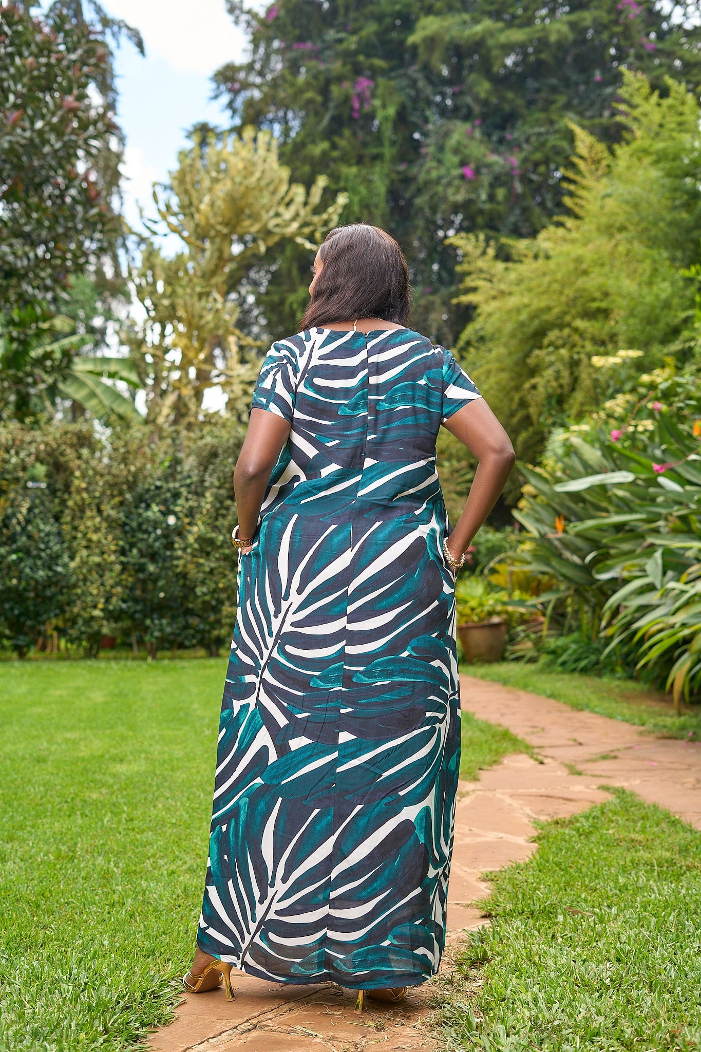 Kakiba Collections Maxi Dress Chic Green and Black - Image 3